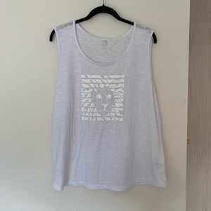 Anne Klein Sheer White Tank top w/Lion 2xl junior